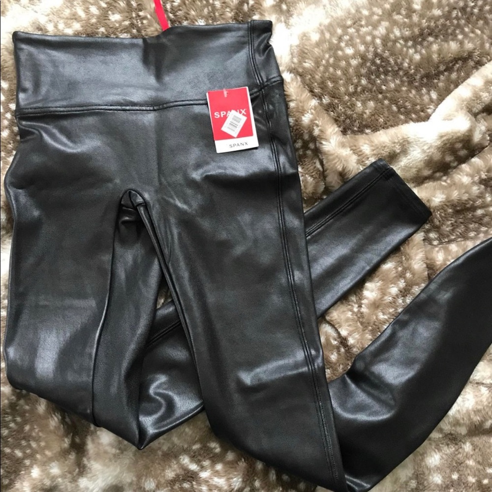 Spanx Faux Leather leggings